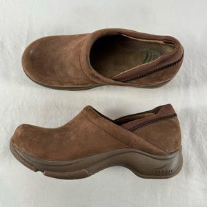 Dansko Kelsey Distressed Leather Clogs in Brown Size 4.5-5 or 35